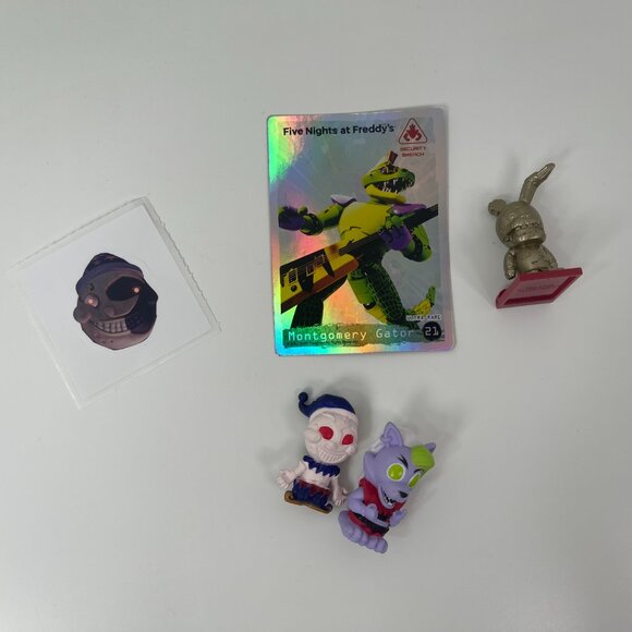 Five Nights at Freddys toy lot - Picture 7 of 8